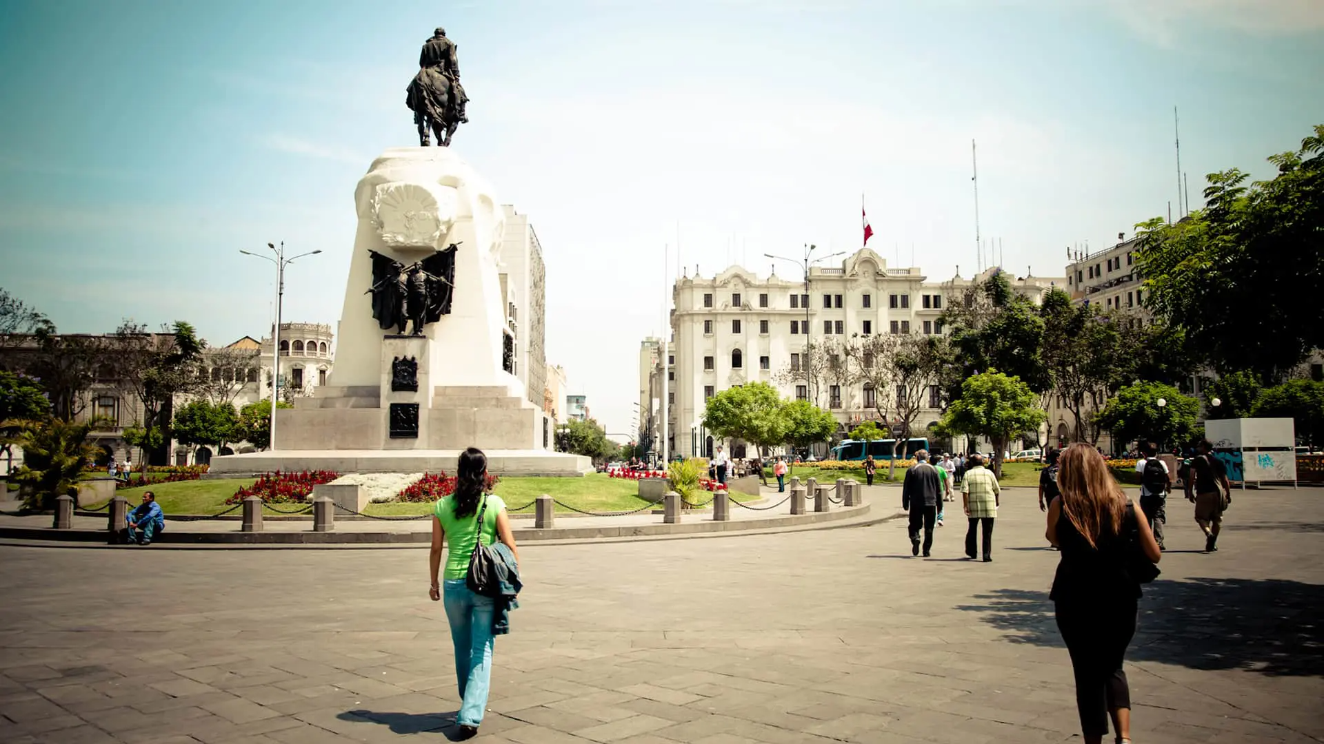 Travel Guide to Lima