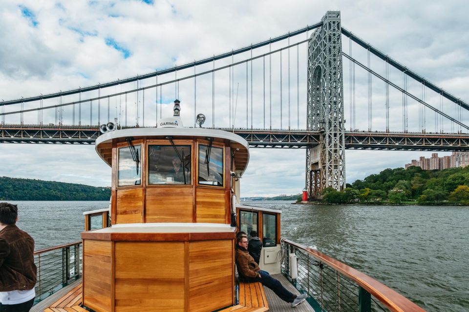 Architecture Yacht Cruise Around Manhattan